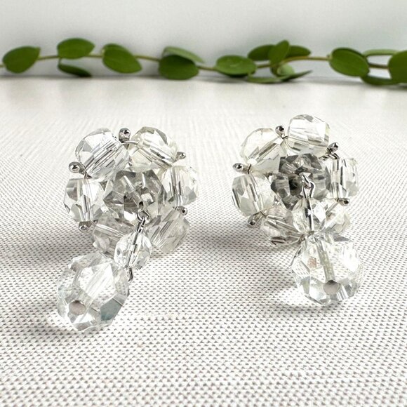 Kramer Vintage Crystal Clip Earrings - Picture 9 of 13